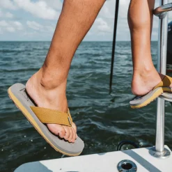 Hot Species Sandal Footwear